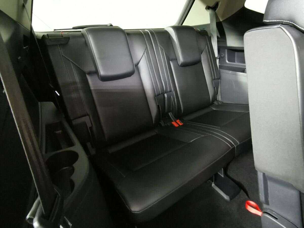 Volkswagen Teramont 2018 года с пробегом. Фото: #15