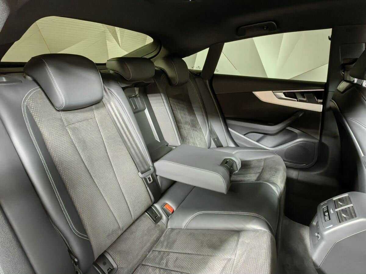 Audi A5 2020 года с пробегом. Фото: #12