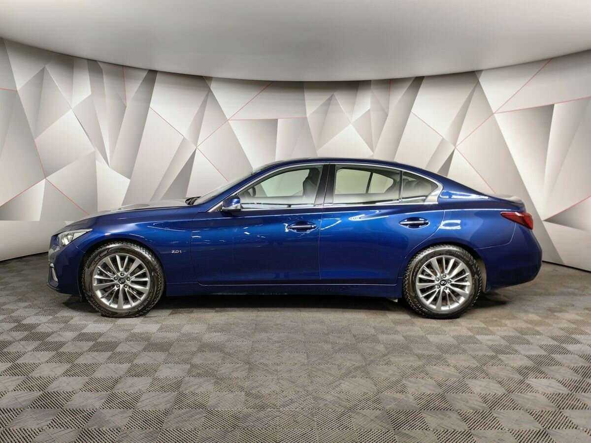 Infiniti Q50 2017 года с пробегом. Фото: #4