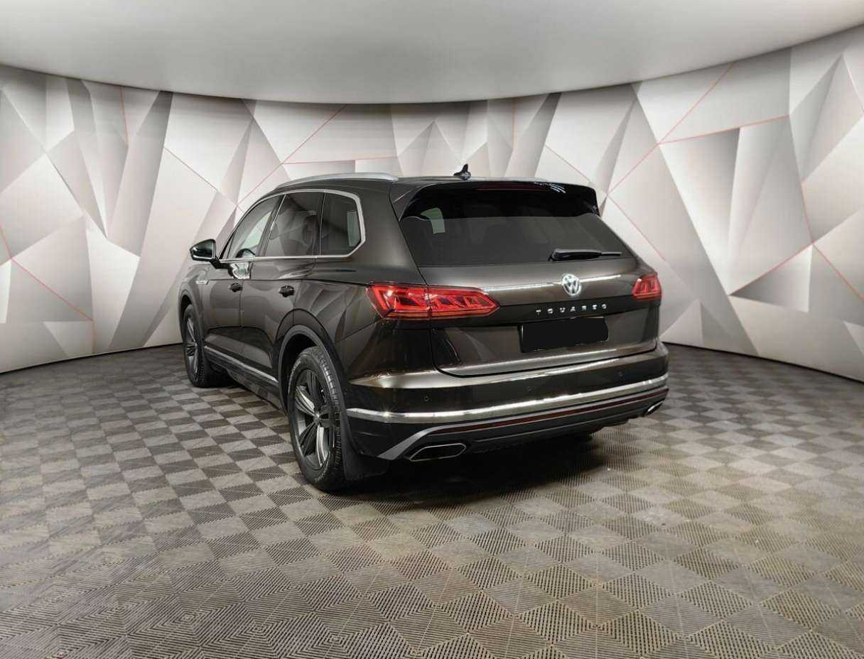 Volkswagen Touareg 2019 года с пробегом. Фото: #3