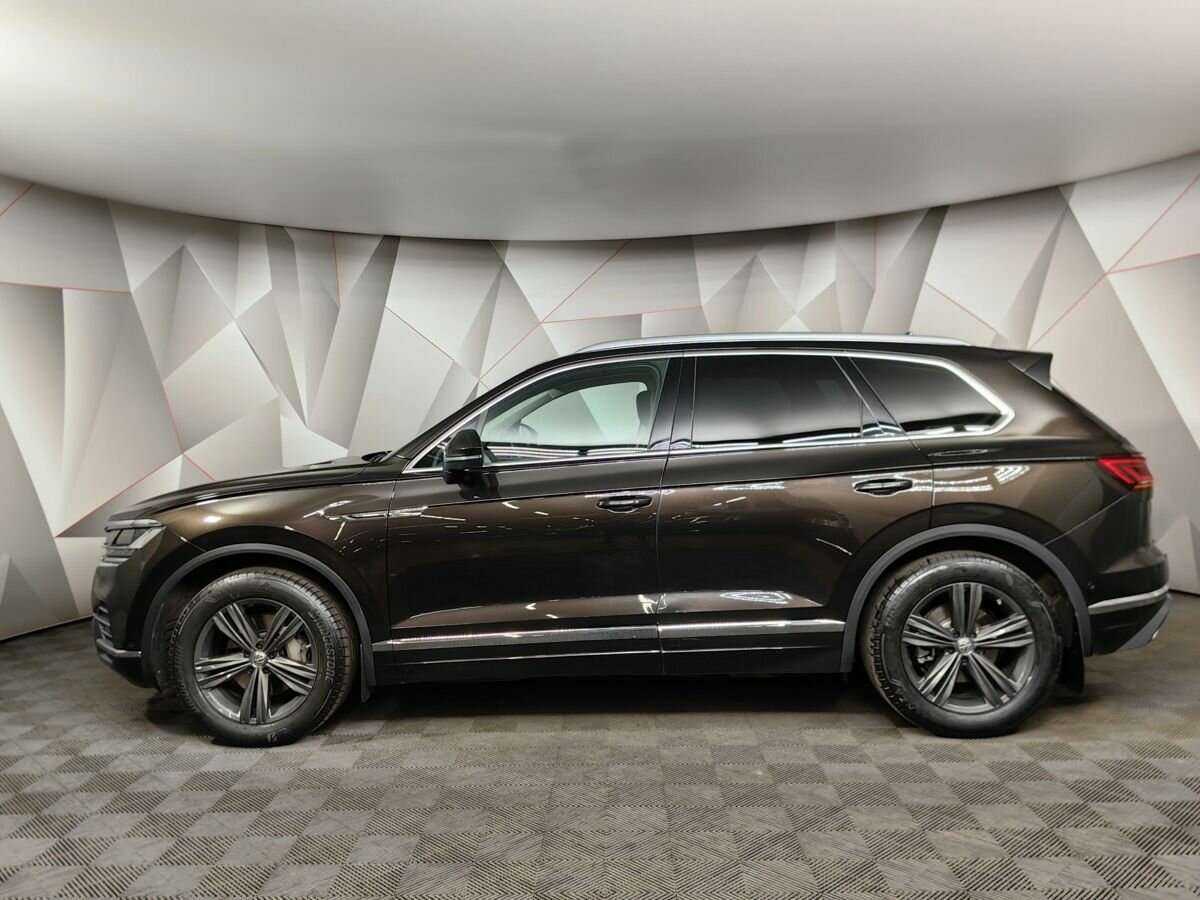 Volkswagen Touareg 2019 года с пробегом. Фото: #4