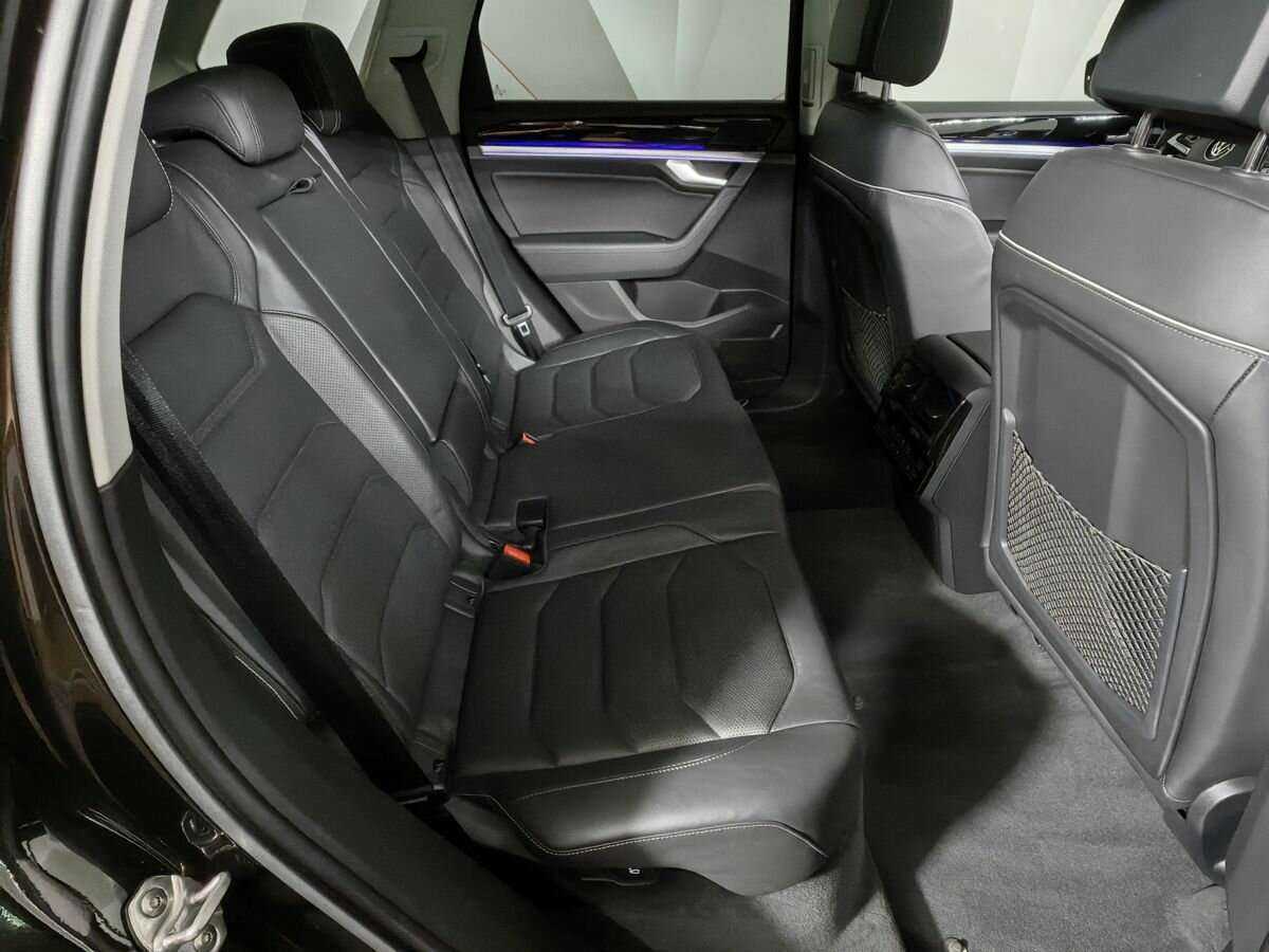 Volkswagen Touareg 2019 года с пробегом. Фото: #11