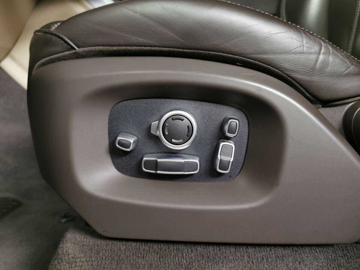 Land Rover Range Rover Sport 2017 года с пробегом. Фото: #17