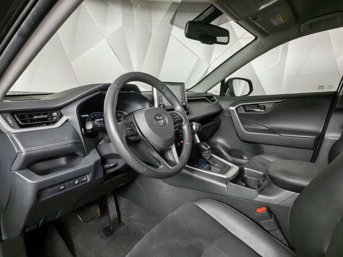 Toyota RAV4 2021 года с пробегом. Фото: #13