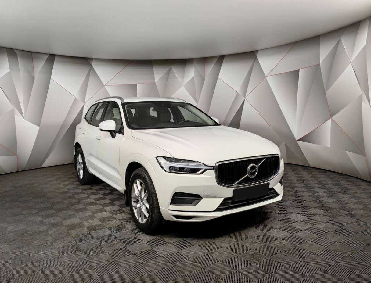 Volvo XC60 2019 года с пробегом. Фото: #2