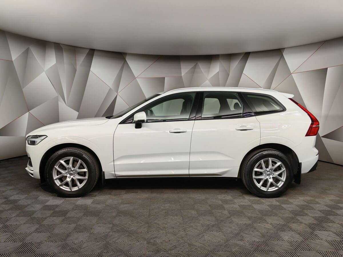 Volvo XC60 2019 года с пробегом. Фото: #4
