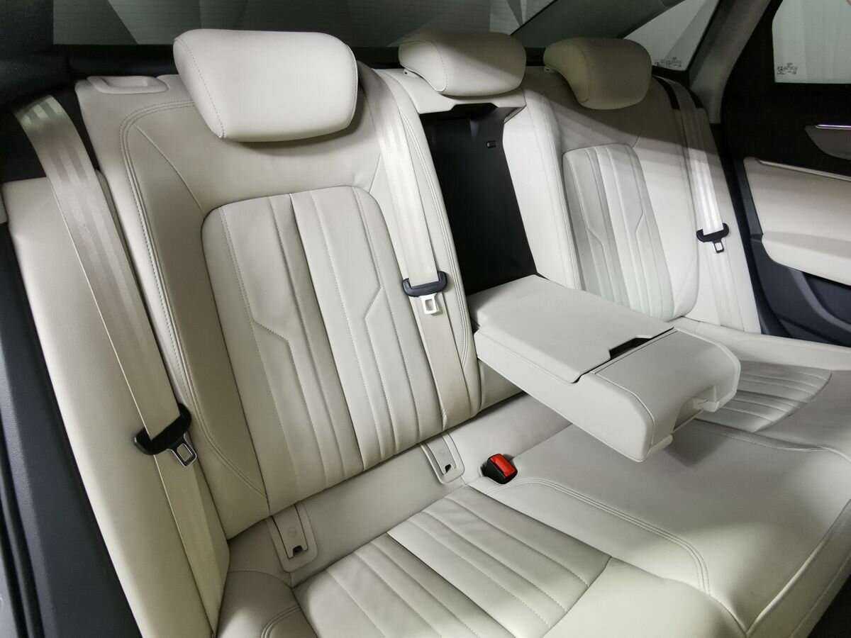 Audi A6 2021 года с пробегом. Фото: #12