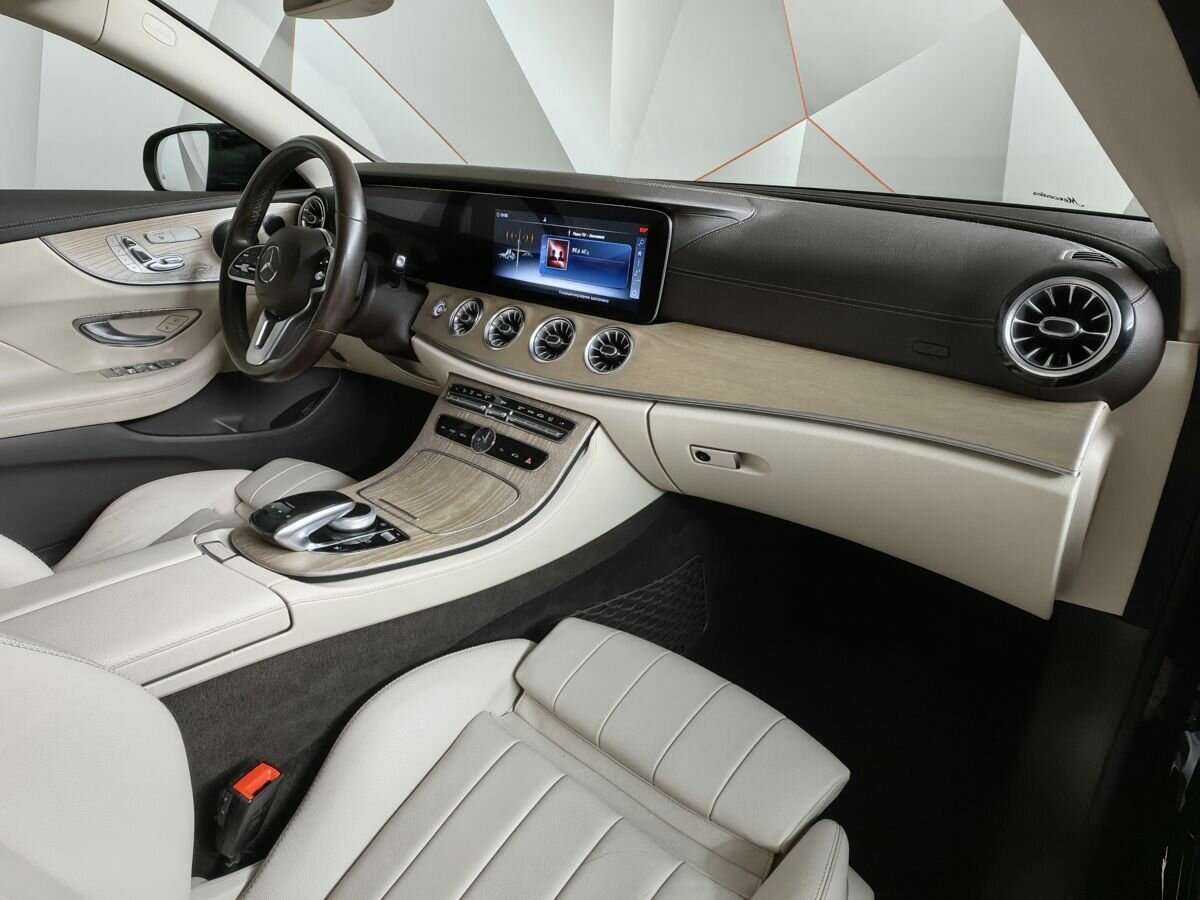 Mercedes-Benz E-Класс 2018 года с пробегом. Фото: #7