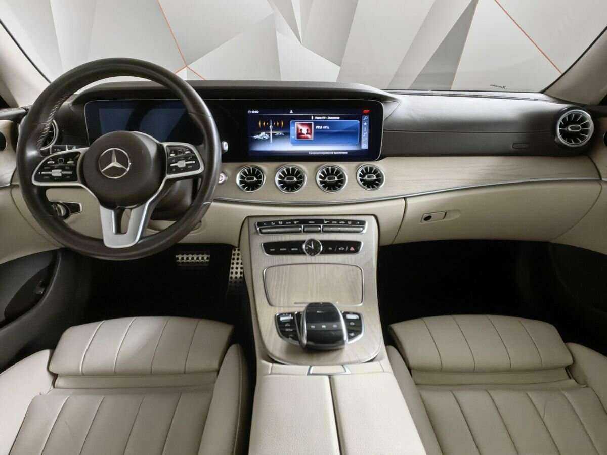 Mercedes-Benz E-Класс 2018 года с пробегом. Фото: #8