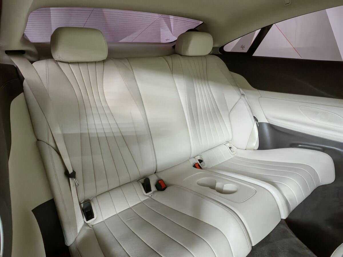 Mercedes-Benz E-Класс 2018 года с пробегом. Фото: #11