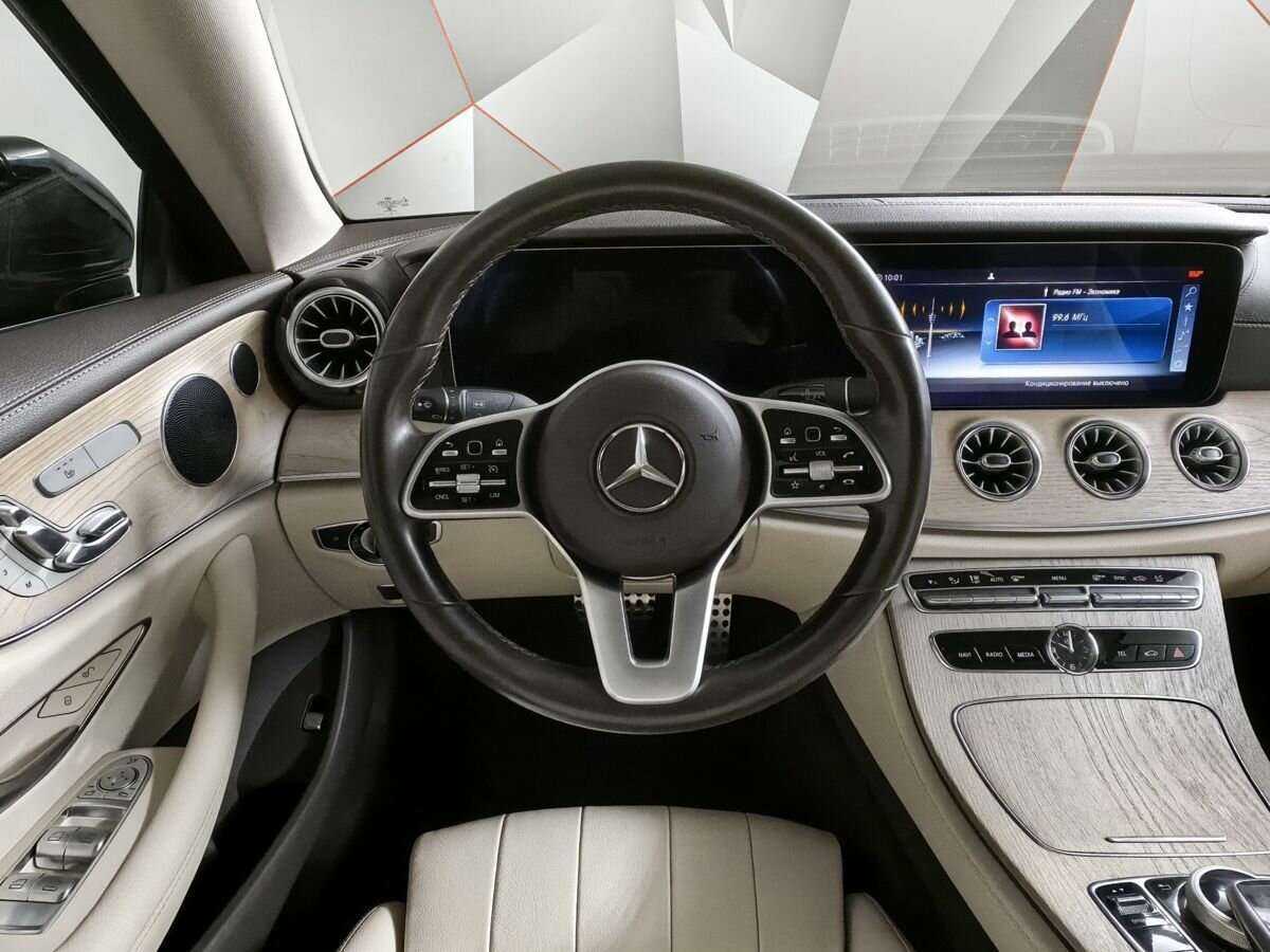 Mercedes-Benz E-Класс 2018 года с пробегом. Фото: #13