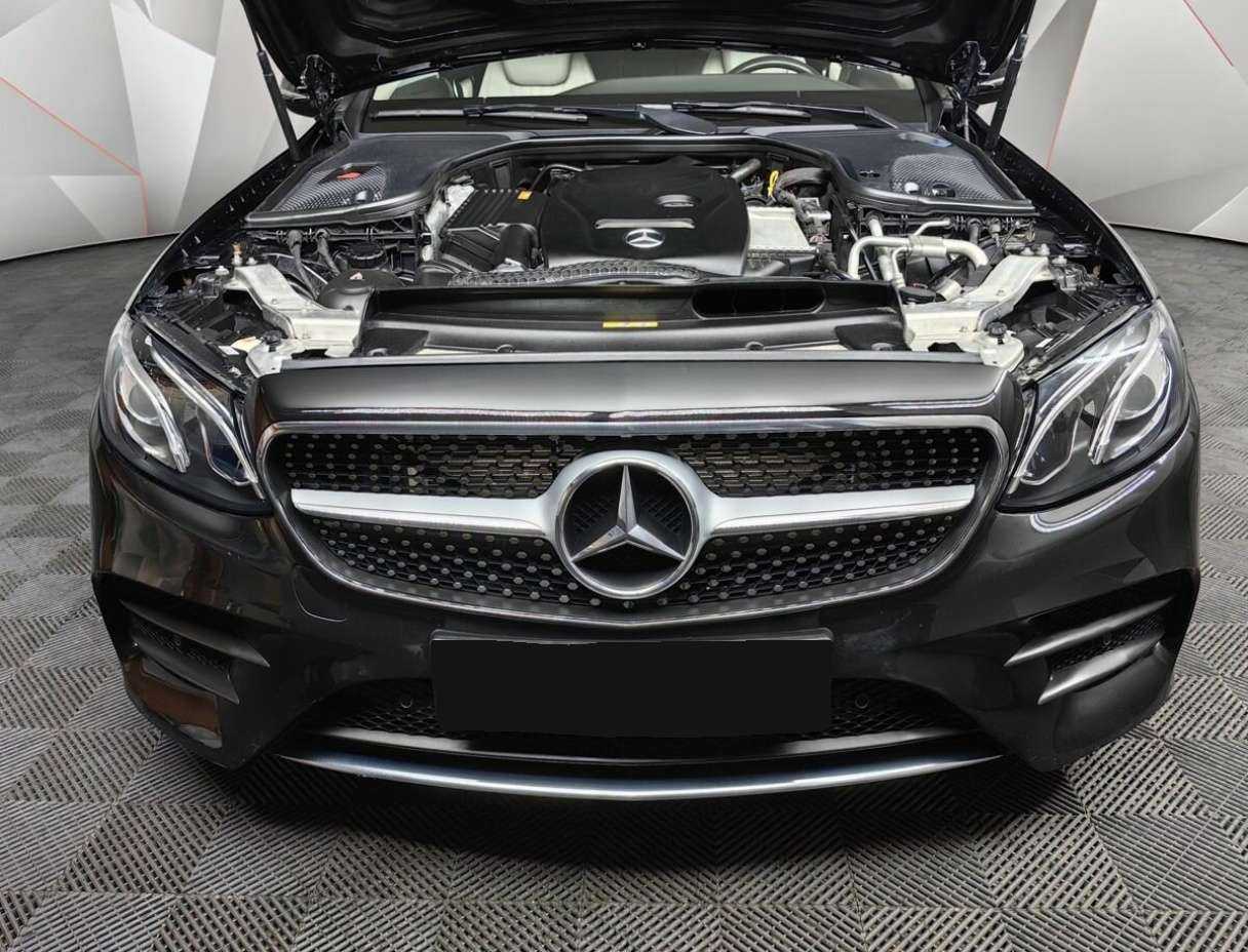 Mercedes-Benz E-Класс 2018 года с пробегом. Фото: #18