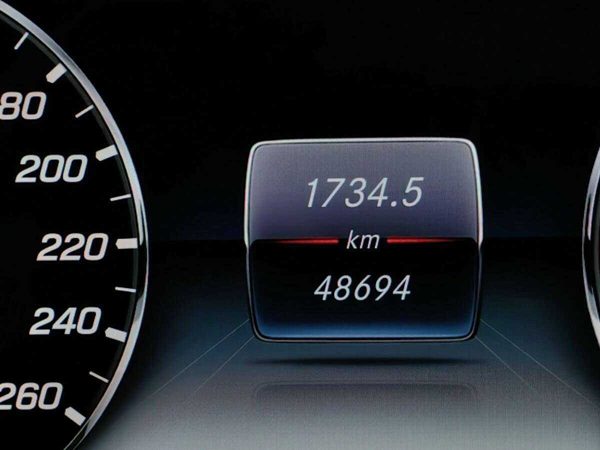 Mercedes-Benz E-Класс 2018 года с пробегом. Фото: #20