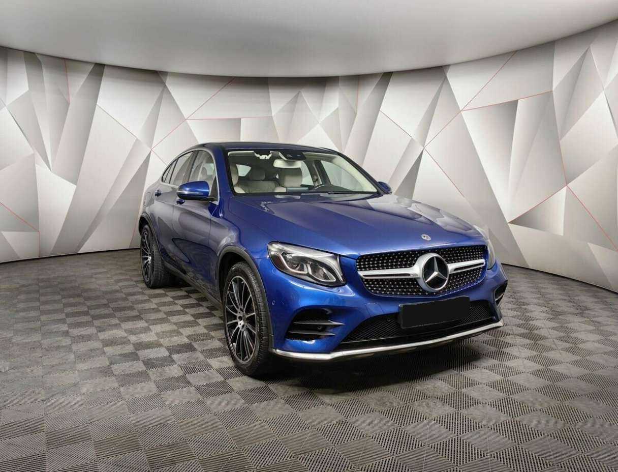 Mercedes-Benz GLC Coupe 2018 года с пробегом. Фото: #2
