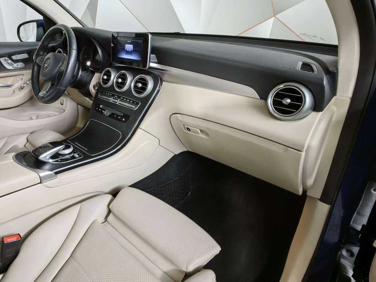 Mercedes-Benz GLC Coupe 2018 года с пробегом. Фото: #8
