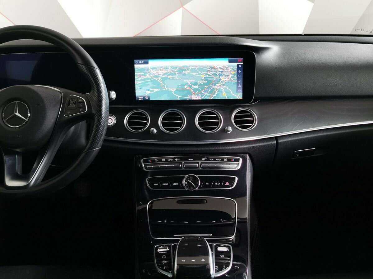 Mercedes-Benz E-Класс 2017 года с пробегом. Фото: #10