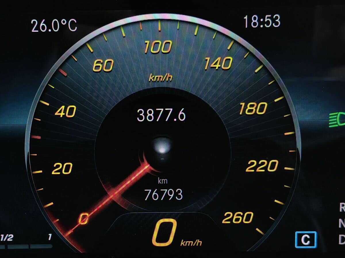 Mercedes-Benz GLB 2020 года с пробегом. Фото: #16