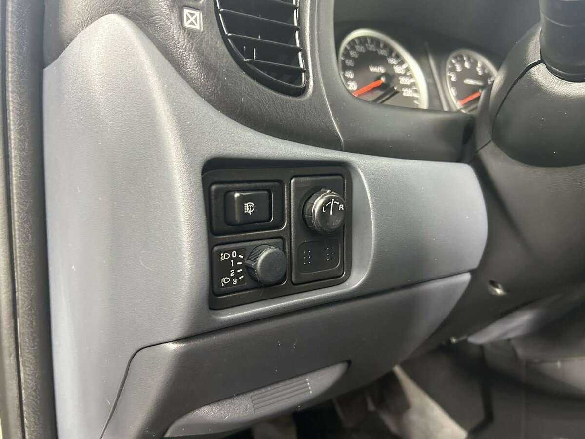 Nissan Almera 2005 года с пробегом. Фото: #8