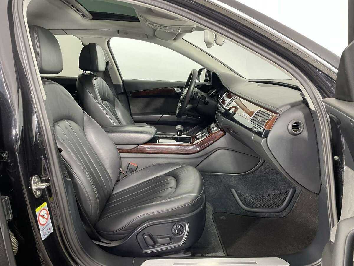 Audi A8 2011 года с пробегом. Фото: #13