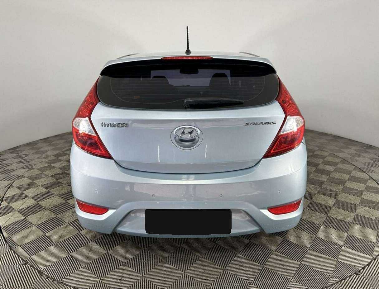 Hyundai Solaris 2011 года с пробегом. Фото: #2