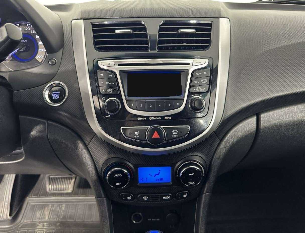 Hyundai Solaris 2011 года с пробегом. Фото: #11