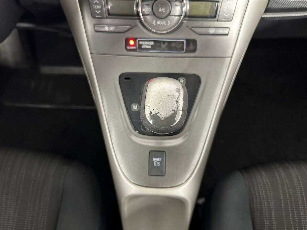 Toyota Auris 2007 года с пробегом. Фото: #12