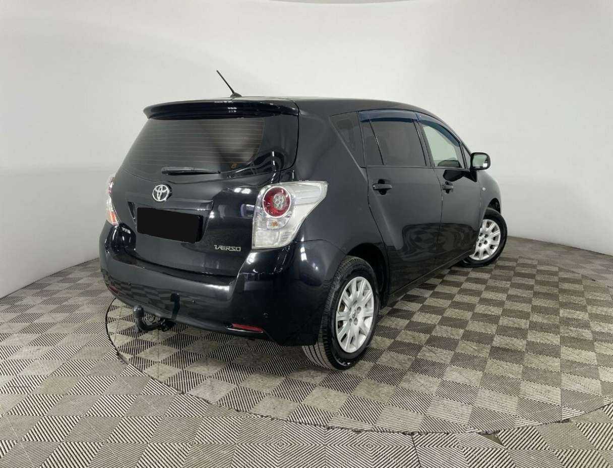 Toyota Verso 2011 года с пробегом. Фото: #5