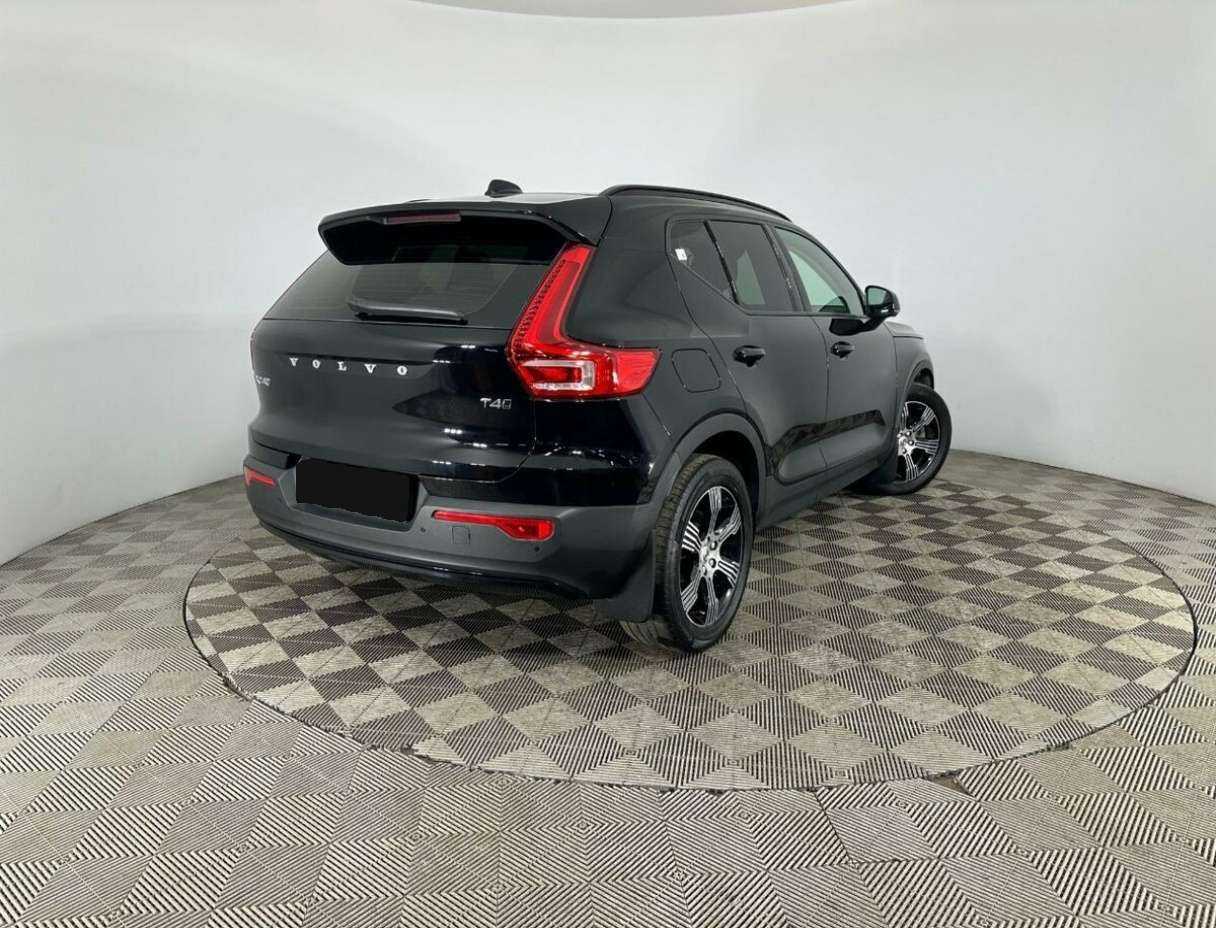 Volvo XC40 2018 года с пробегом. Фото: #5