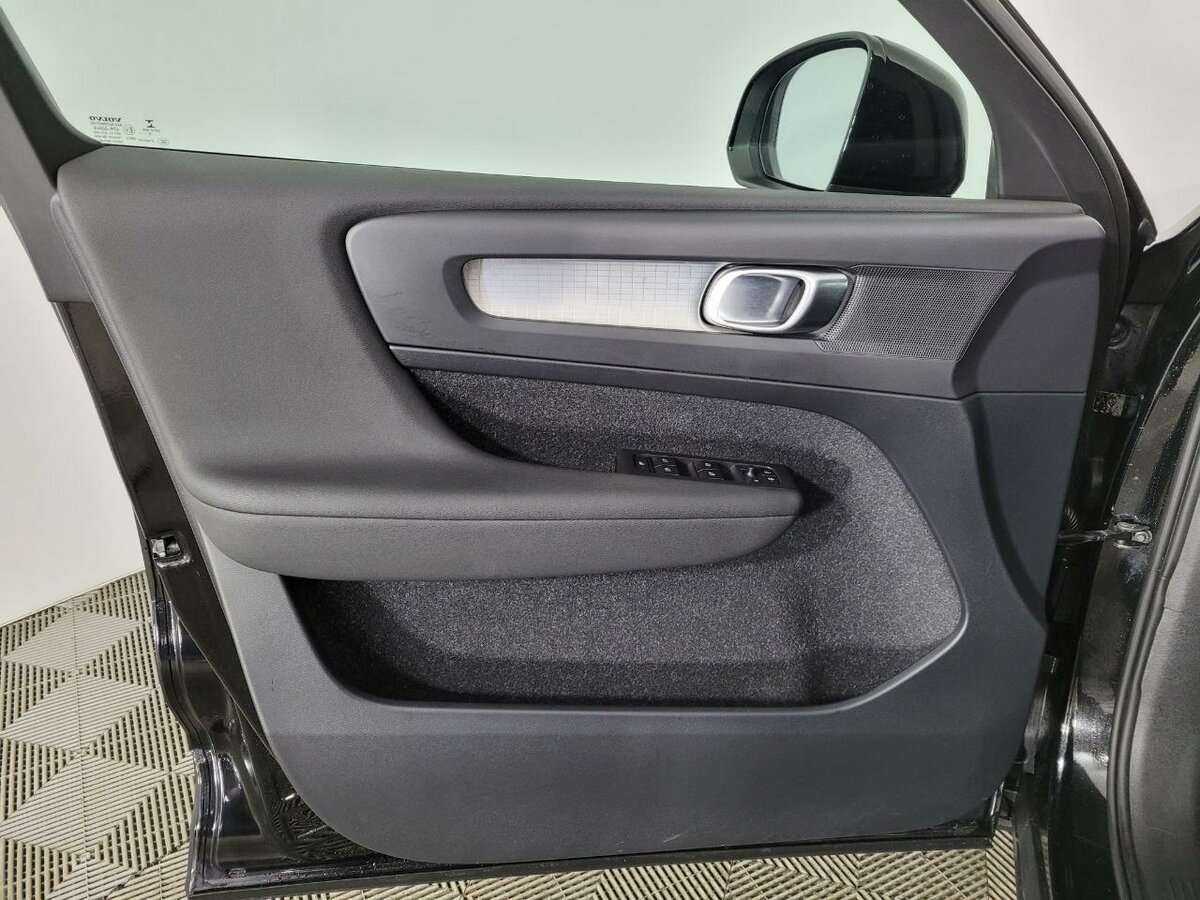 Volvo XC40 2018 года с пробегом. Фото: #7