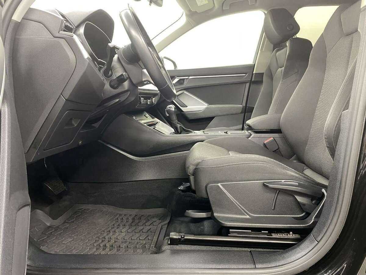 Audi Q3 2020 года с пробегом. Фото: #9