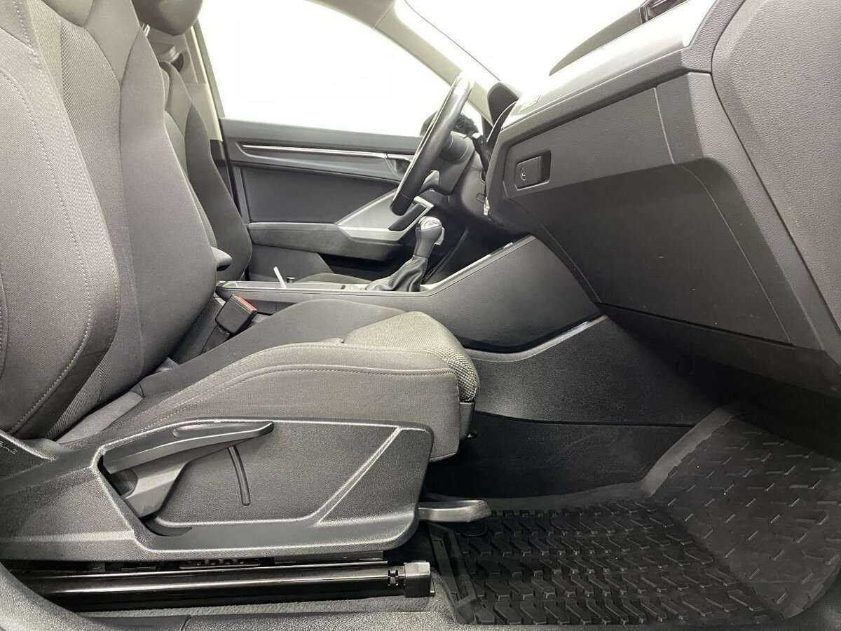 Audi Q3 2020 года с пробегом. Фото: #13