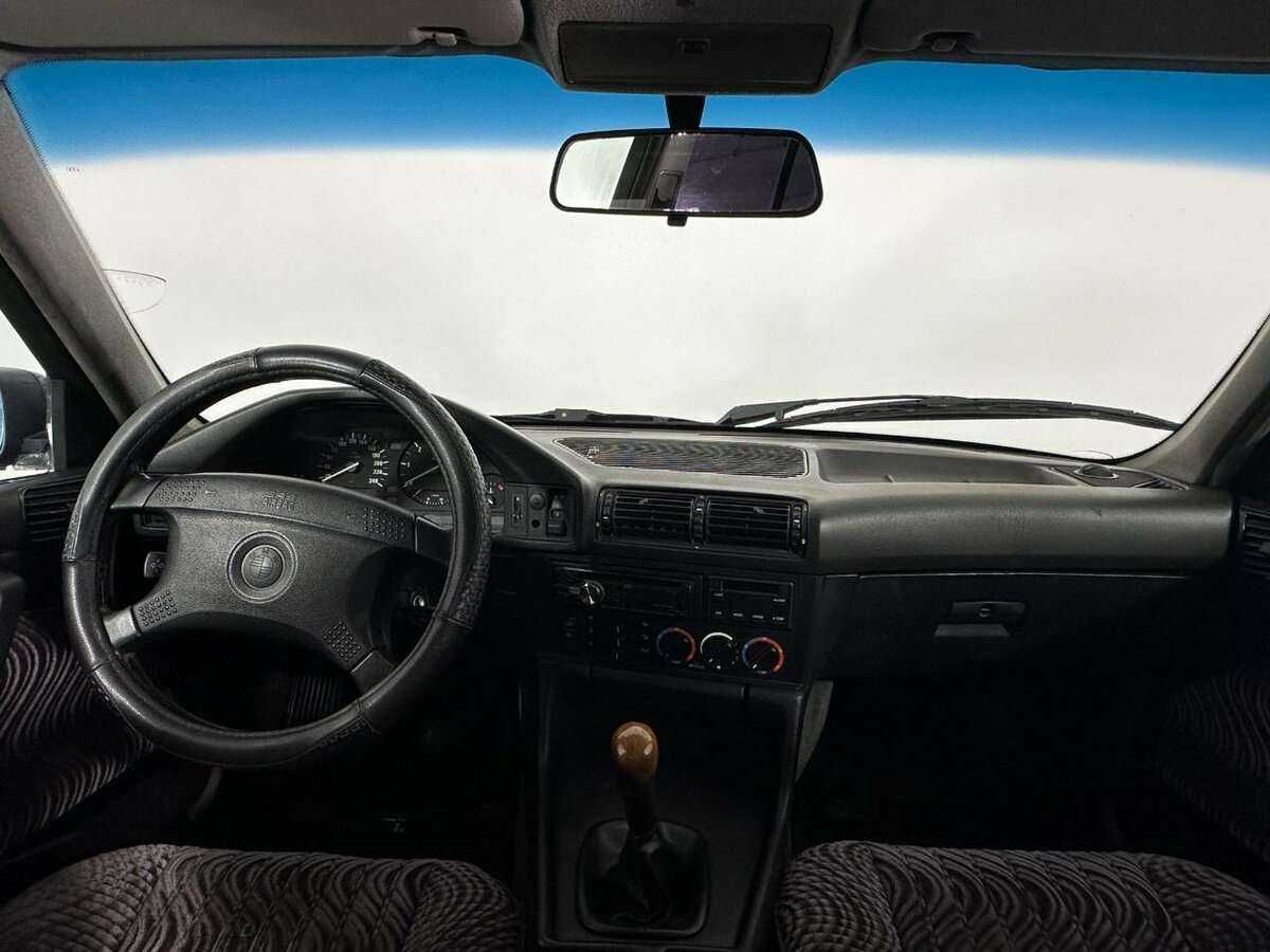 BMW 5 серии 1993 года с пробегом. Фото: #6