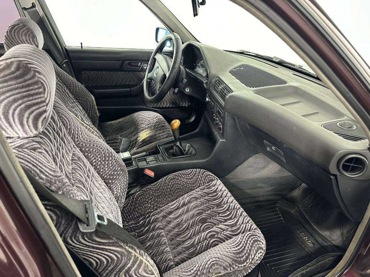 BMW 5 серии 1993 года с пробегом. Фото: #12