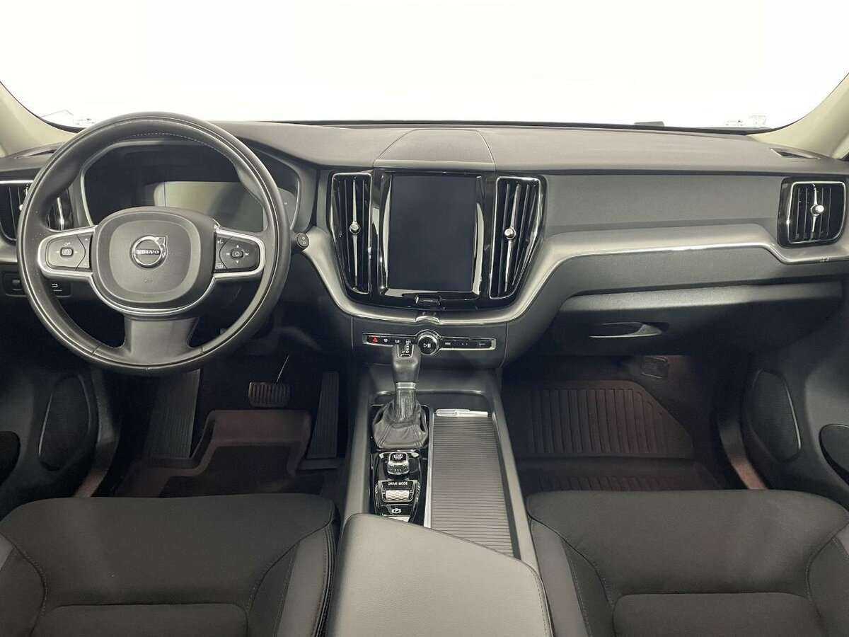 Volvo XC60 2019 года с пробегом. Фото: #6
