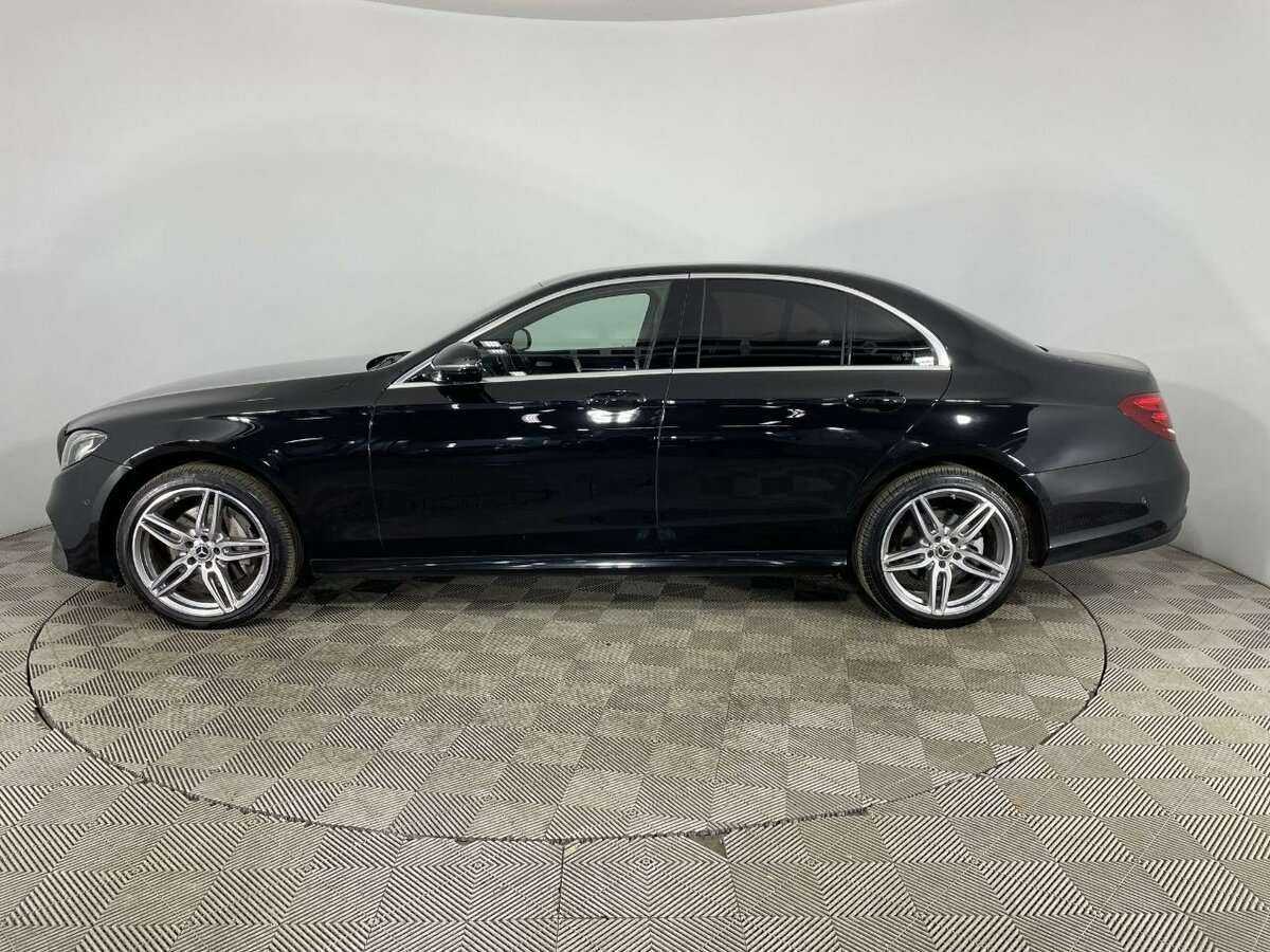 Mercedes-Benz E-Класс 2019 года с пробегом. Фото: #4