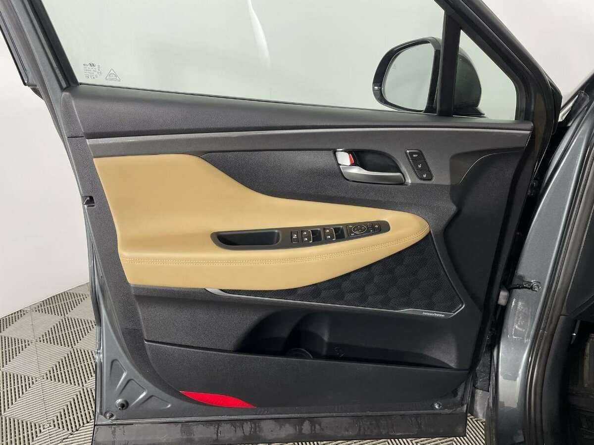 Hyundai Santa Fe 2022 года с пробегом. Фото: #7