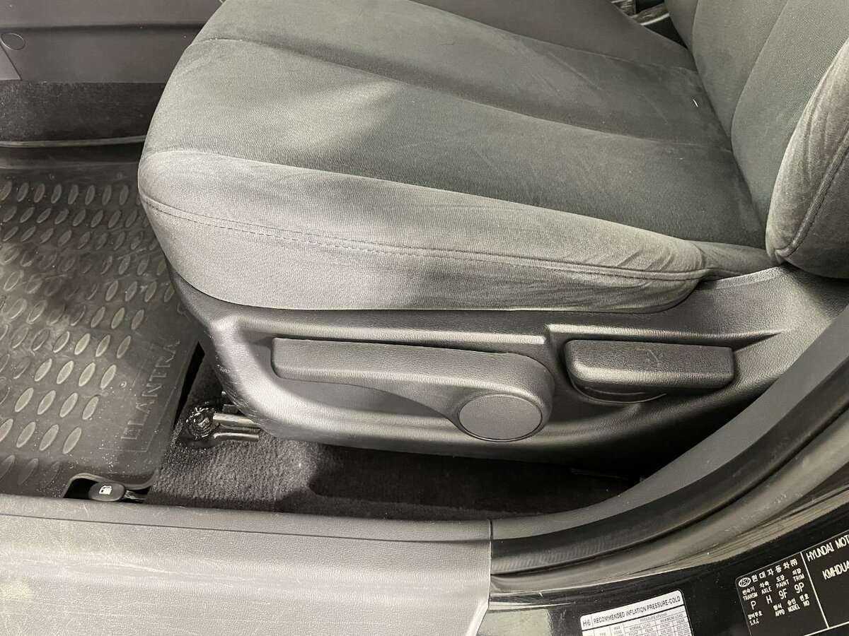 Hyundai Elantra 2008 года с пробегом. Фото: #9