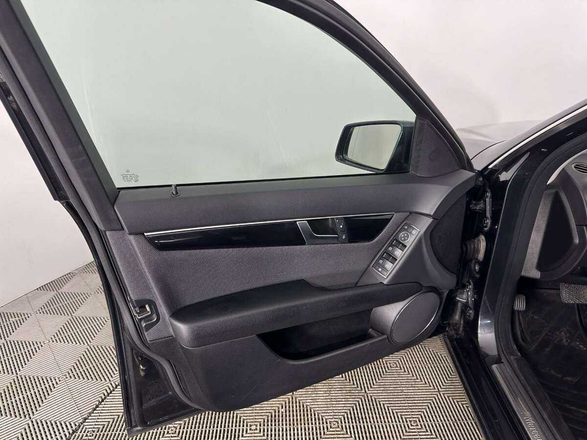 Mercedes-Benz C-Класс 2011 года с пробегом. Фото: #7