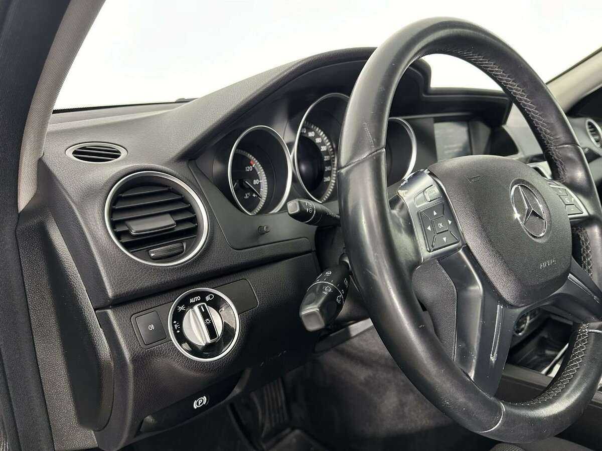 Mercedes-Benz C-Класс 2011 года с пробегом. Фото: #8