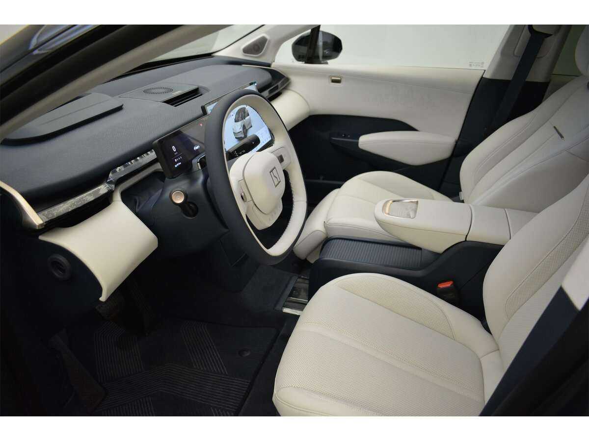 Zeekr X 2023 года с пробегом. Фото: #13