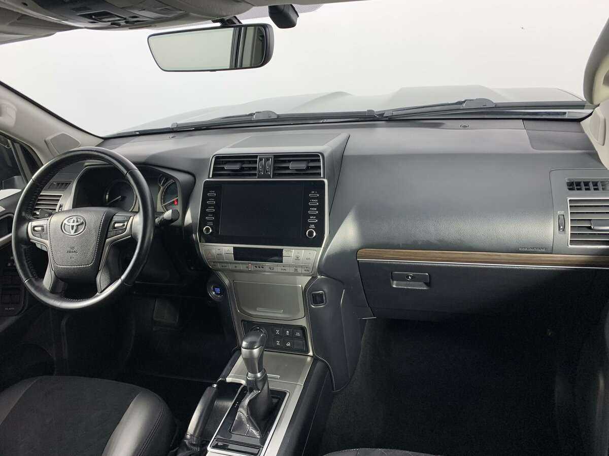 Toyota Land Cruiser Prado 2020 года с пробегом. Фото: #7