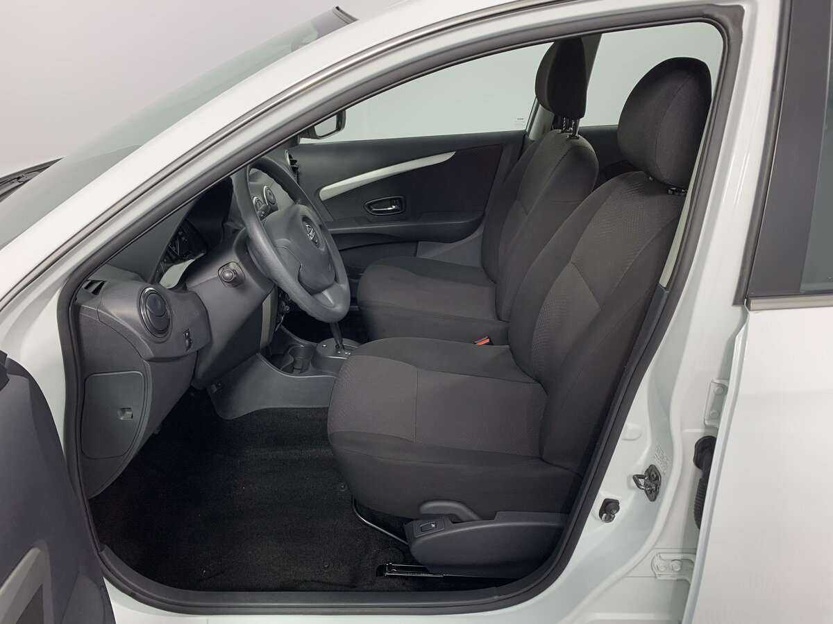 Б/У Ниссан Альмера 2018 года. Фото: #12