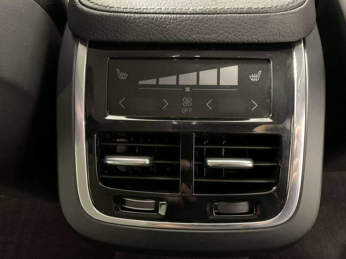 Volvo XC90 2016 года с пробегом. Фото: #18