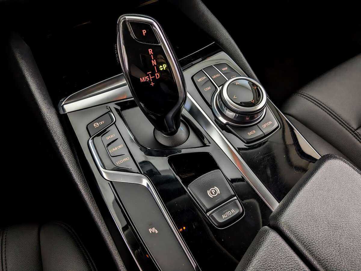 BMW 5 серии 2018 года с пробегом. Фото: #22
