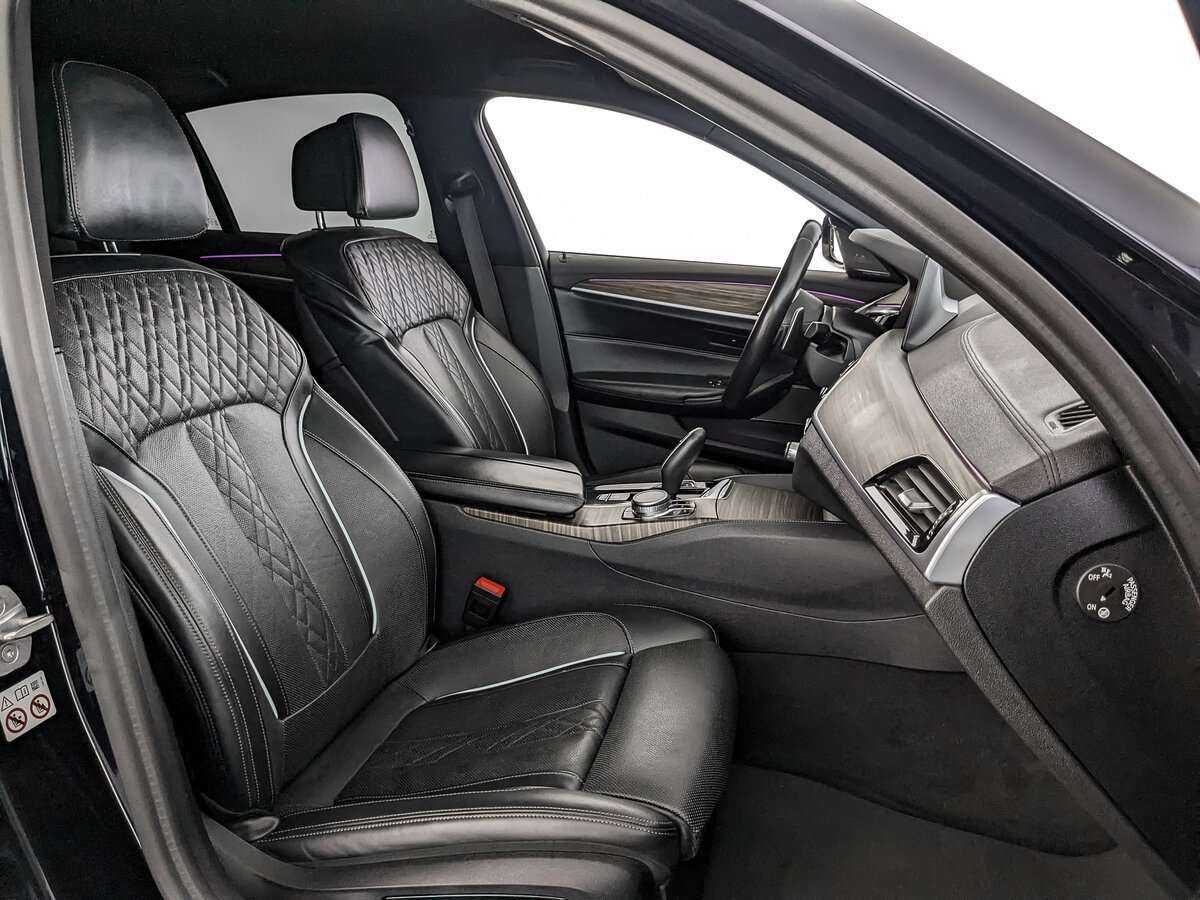 BMW 5 серии 2019 года с пробегом. Фото: #17