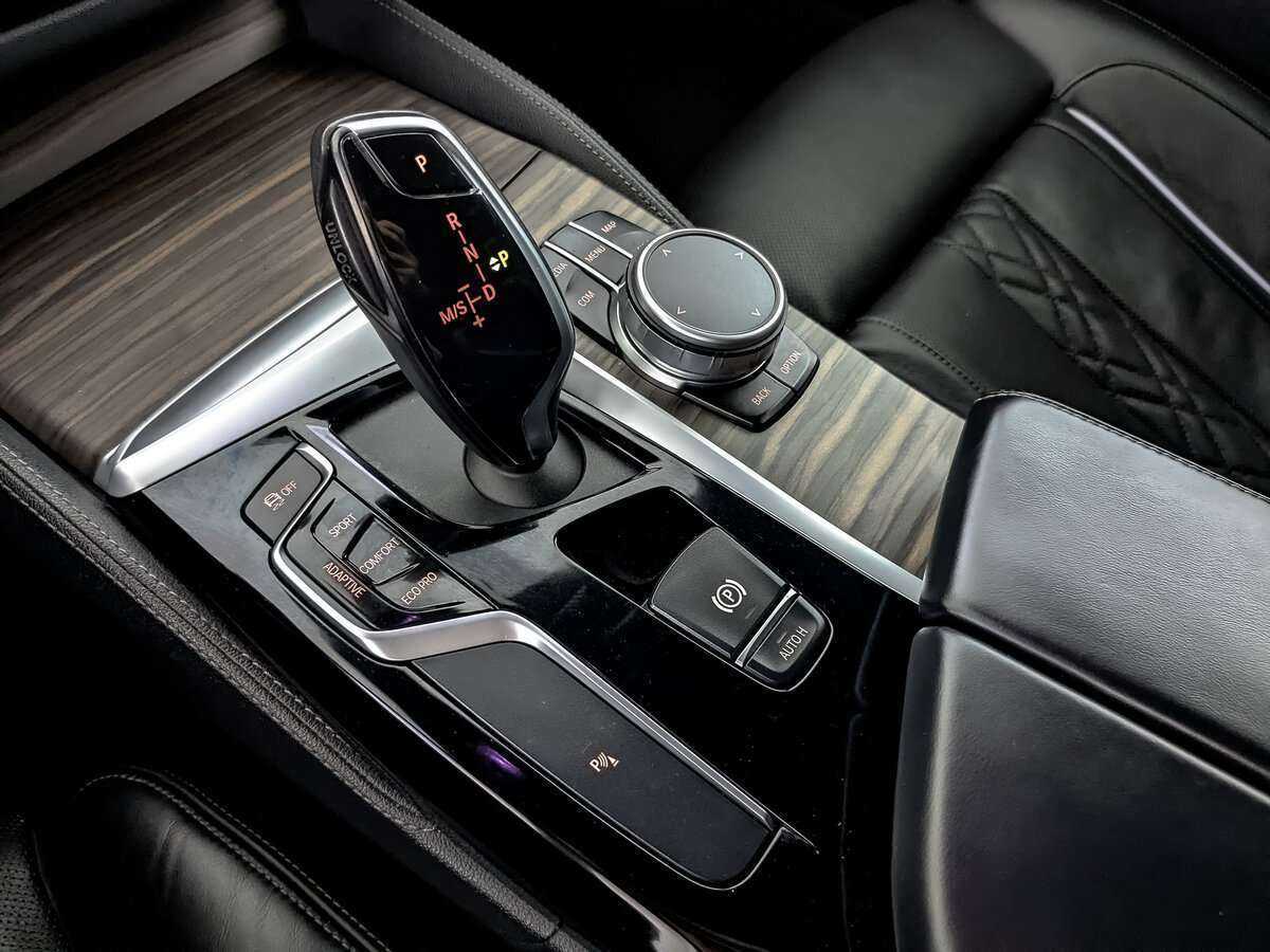BMW 5 серии 2019 года с пробегом. Фото: #22