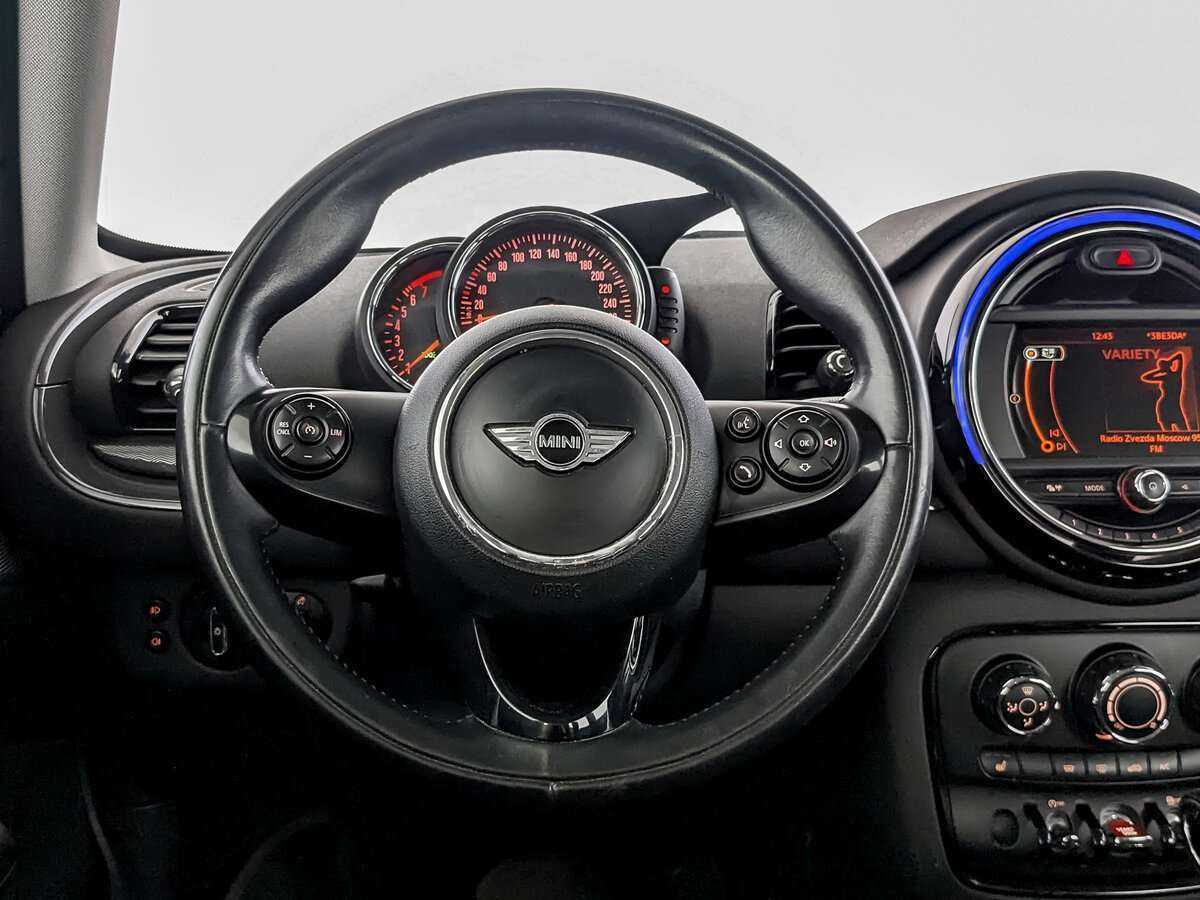 Mini Clubman 2017 года с пробегом. Фото: #16