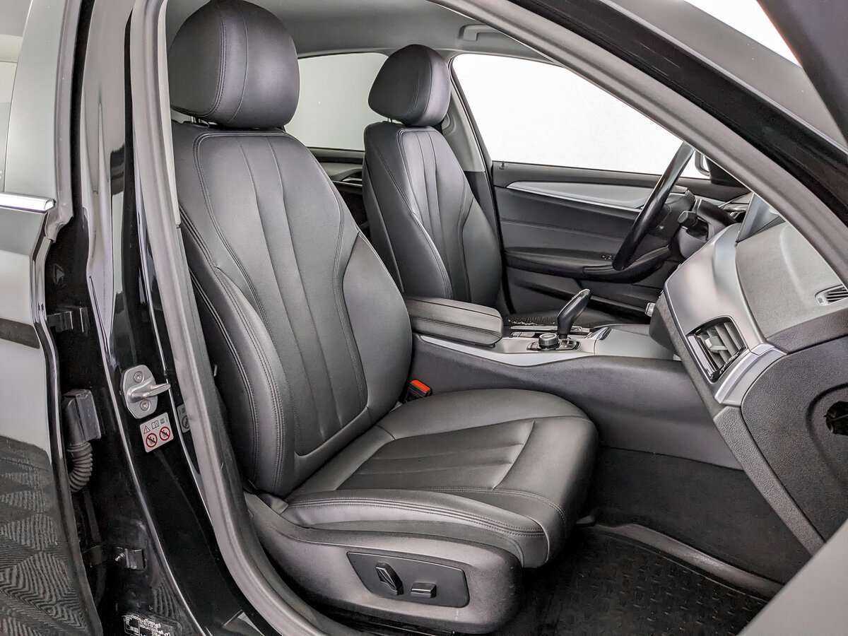 BMW 5 серии 2018 года с пробегом. Фото: #19