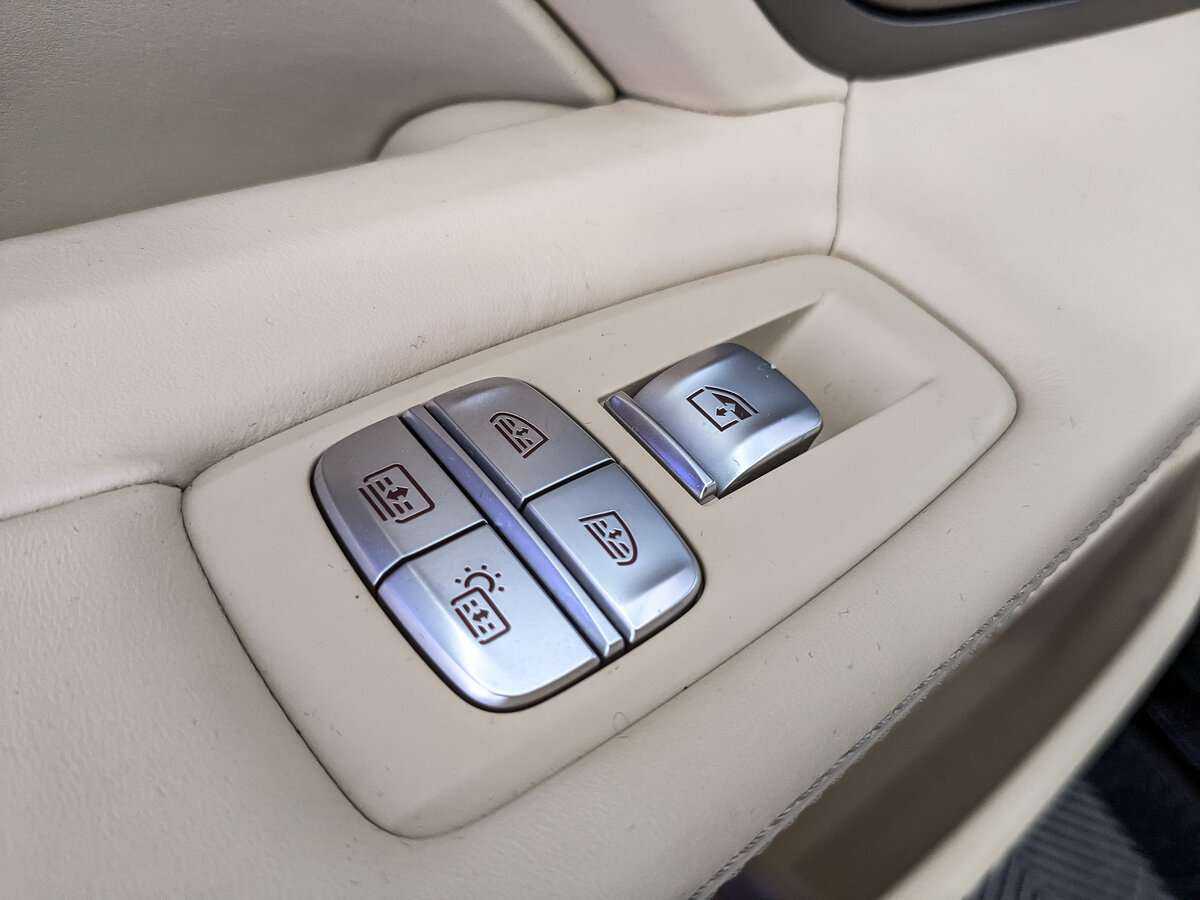 BMW 7 серии 2021 года с пробегом. Фото: #18