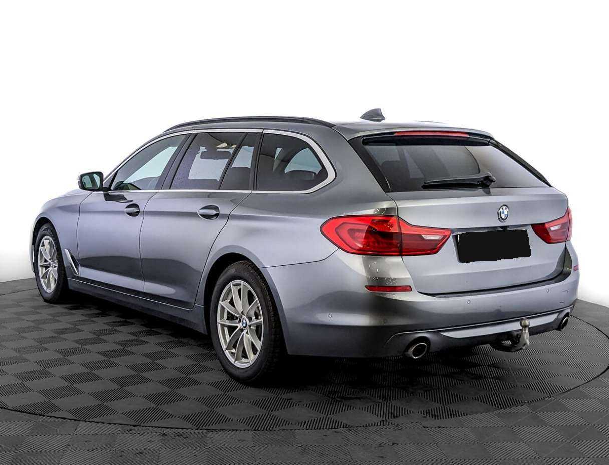 BMW 5 серии 2019 года с пробегом. Фото: #6